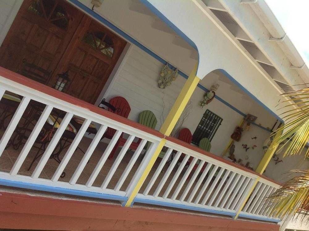 Rainbow Beach Apartments & Rooms Calibishie Esterno foto