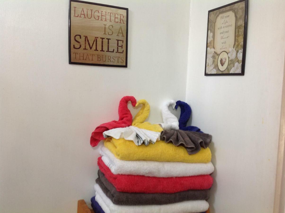 Rainbow Beach Apartments & Rooms Calibishie Esterno foto